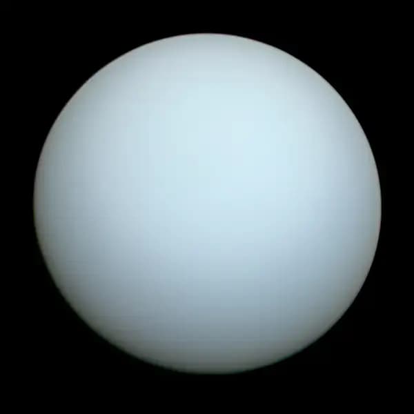 uranus_planete-65dc73009933c