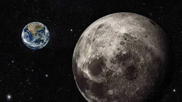 La Lune, proche de la Terre