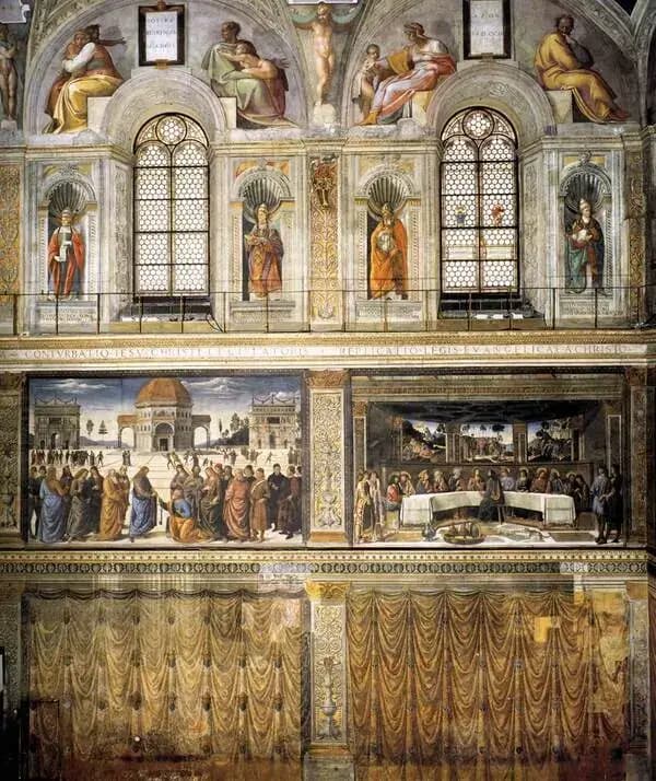 L’intérieur de la chapelle