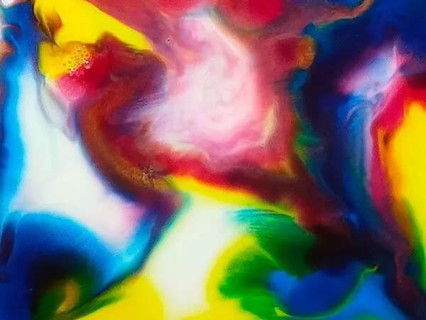 Activité Lait arc-en-ciel 3